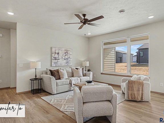 4th image of 9303 W 43rd St