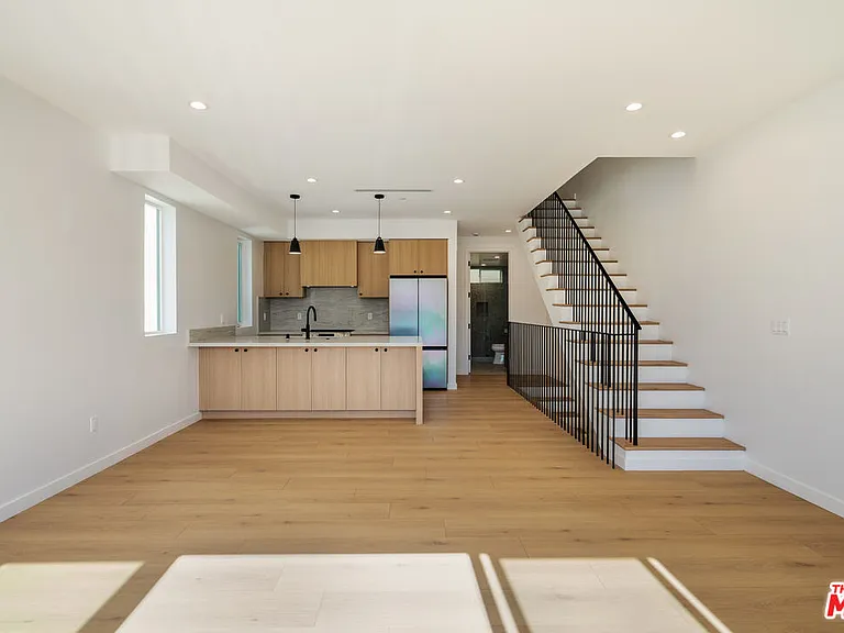 6765 Lexington Ave #A — Photo 1