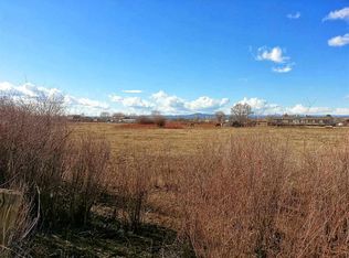 Camino Del Medio, Ranchos De Taos, NM 87557