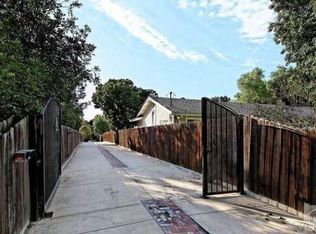 5551 Colodny Dr, Agoura Hills, CA 91301