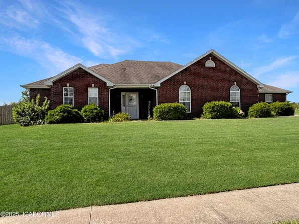 604 Mustang Dr, Ashland, MO 65010