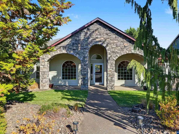 2121 N Albany Rd NW, Albany, OR 97321