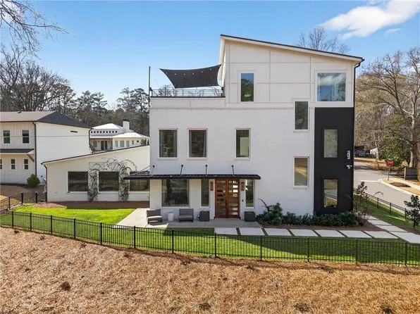 101 Henderson St, Woodstock, GA 30188