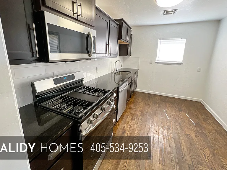 1338 South Dr — Photo 5