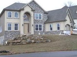 11 Dogwood Vly, Lititz, PA 17543