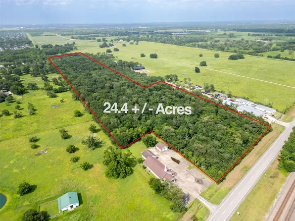 8915 Fm 2759 Rd, Richmond, TX 77469