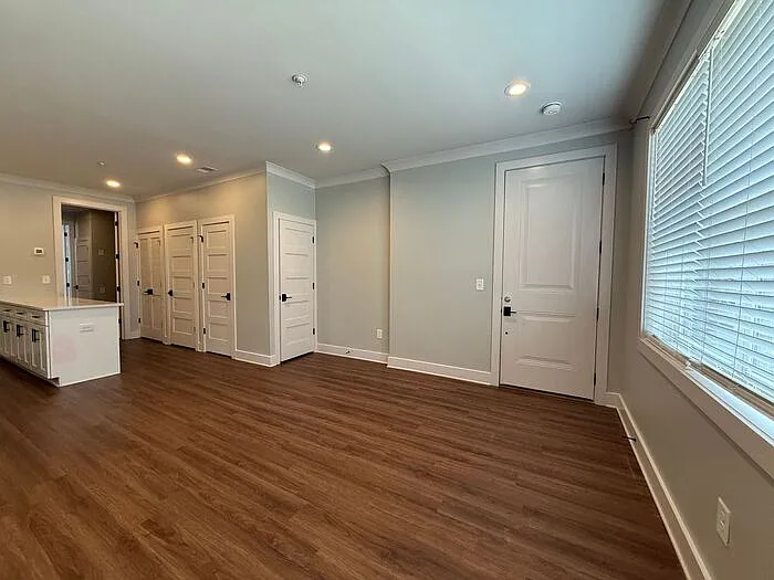 805-B Bradford Ave #102 — Photo 15
