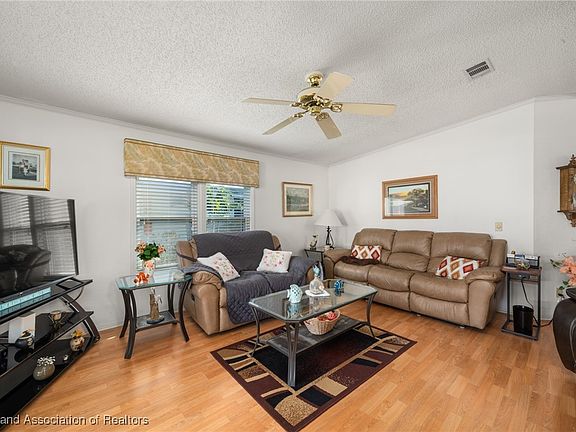 5th image of 2832 S Driftwood Ct