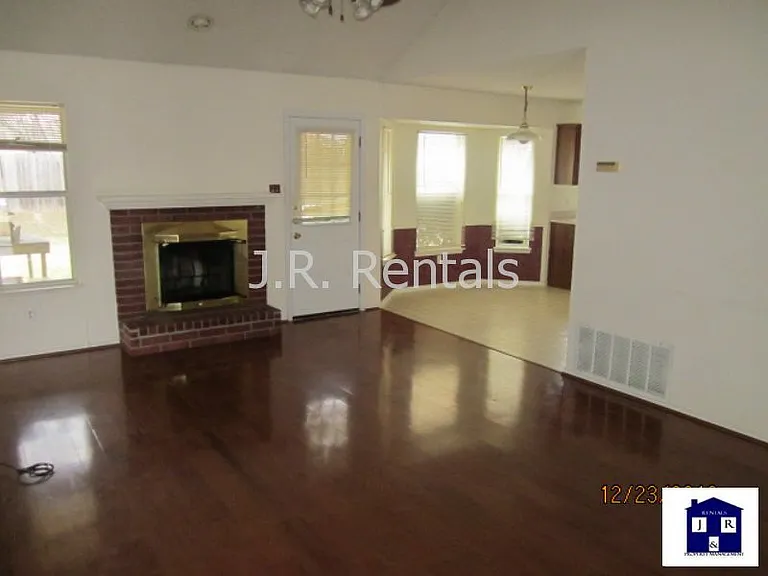 3615 Coral Bay Ln — Photo 19