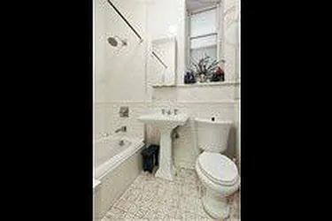 Rented by Raz Realty