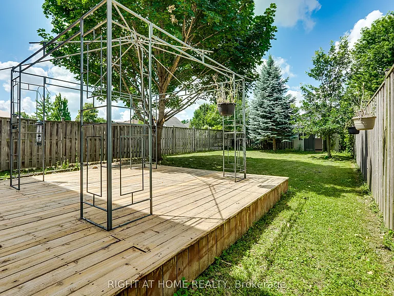 2206 Coronation Dr — Photo 34
