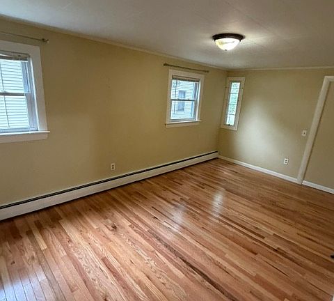 5th image of 39 Rochester St #1