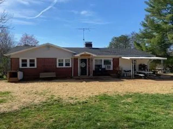 2703 State Highway 126, Morganton, NC 28655