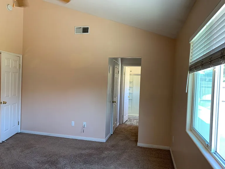 5404 El Palacio Dr — Photo 22