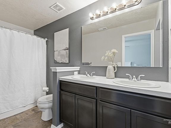 5th image of 10147 W Virginia City St