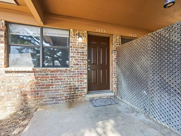 4424 W Acoma St — Photo 15