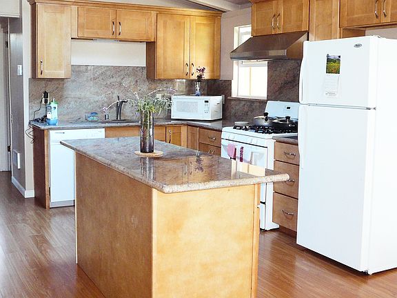 5th image of 10550 Sterling Blvd
