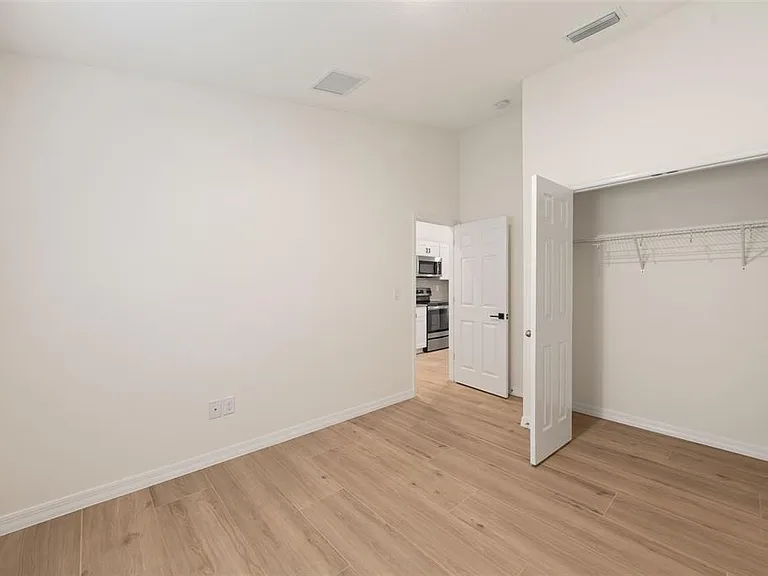 12401 Streambed Dr — Photo 20