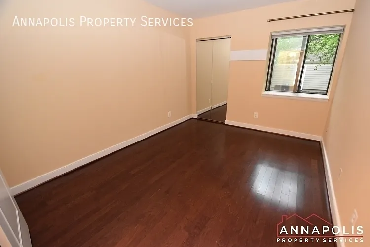 302 Hilltop Ln #C — Photo 15