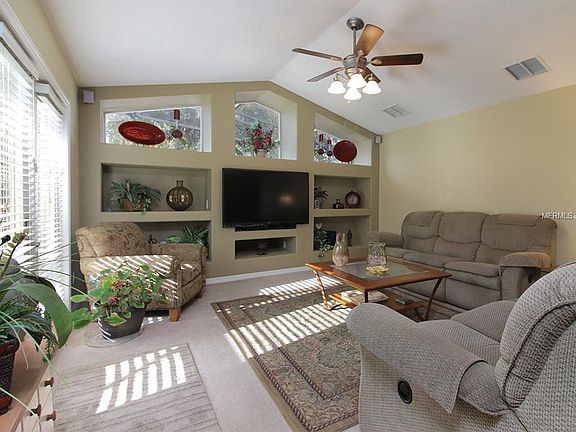 4th image of 10909 Crescent Lake Ct