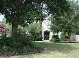 16 Cherry Hl, Covington, LA 70433