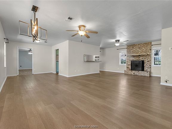 5th image of 9099 Private Road 3120