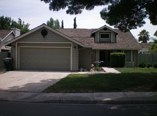 528 Clover Ave, Patterson, CA 95363