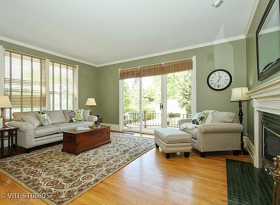 3rd image of 1016 Superior St