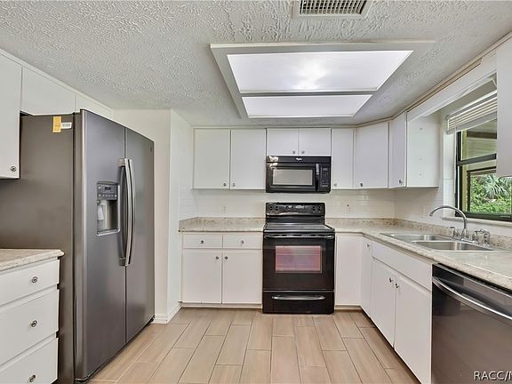 4th image of 9875 W Orchard St