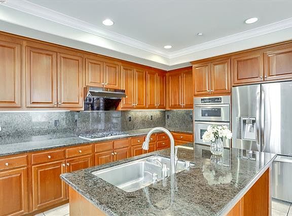 Double door refrigerator included