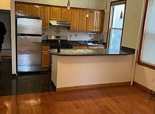 31-24 35th St #2, Astoria, NY 11106