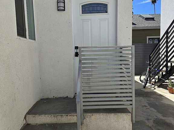5th image of 798 E Orange Grove Blvd