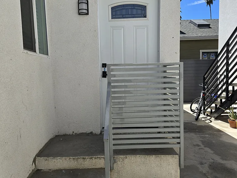 798 E Orange Grove Blvd — Photo 5