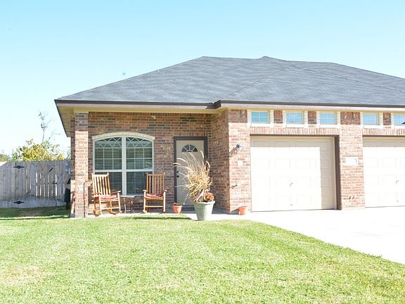 2nd image of 4609 Brutus Ln #B