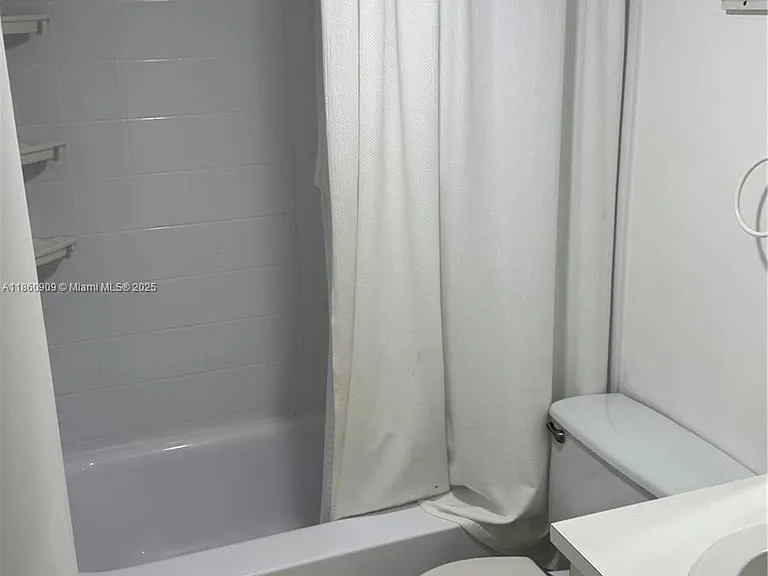 1811 Sabal Palm Dr #403 — Photo 9