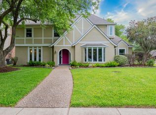 1655 Fall Valley Dr, Houston, TX 77077