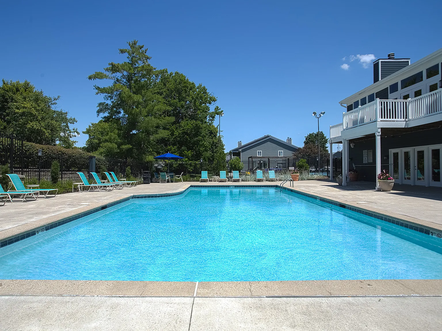 Island Club — Photo 3