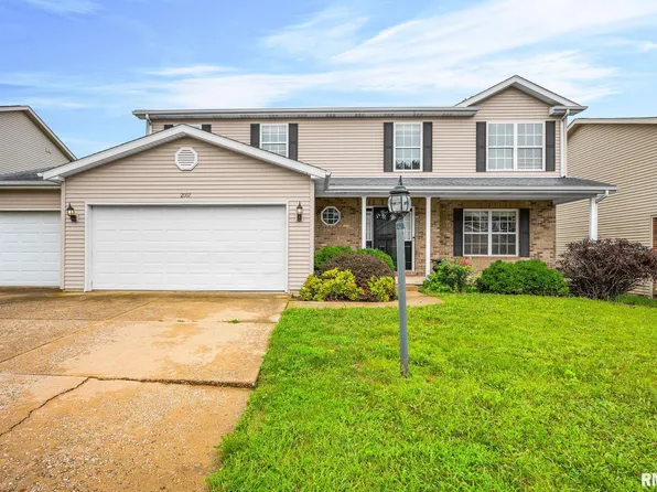 2007 W Miners Dr, Dunlap, IL 61525