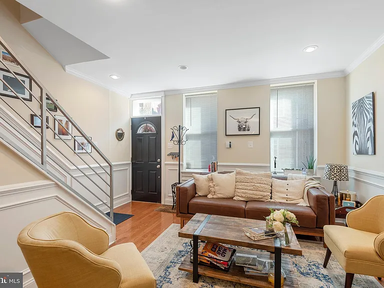 714 S Hicks St — Photo 4