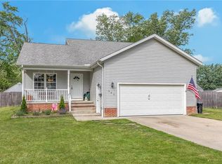 380 Quentin Rd, Eastlake, OH 44095