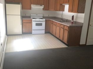 35 Old Route 199 APT 2, Red Hook, NY 12571