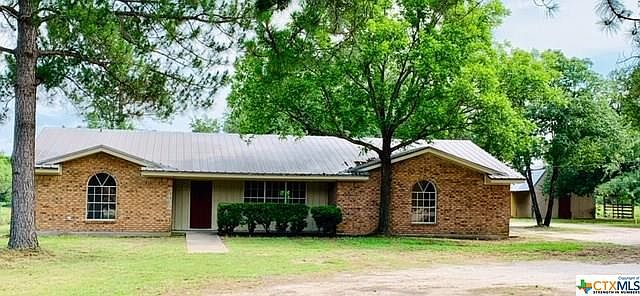 1st image of 301 River Oaks Dr
