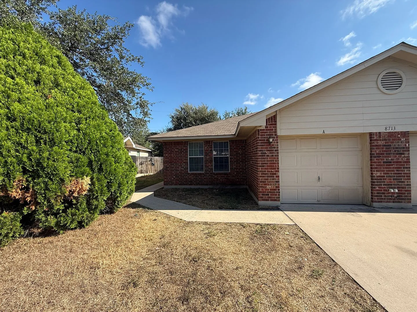8713 Talyne Chaise Cir — Photo 1