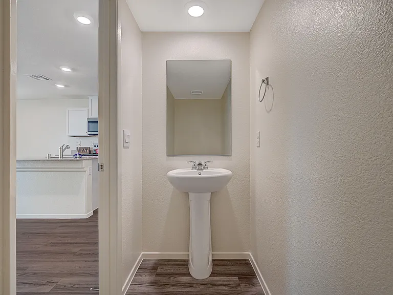 6923 Honor Hill St — Photo 21