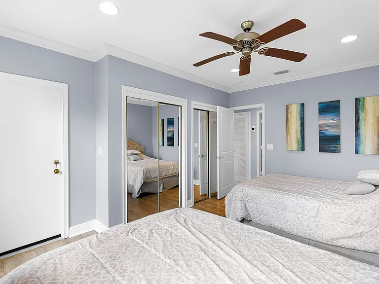11397 Pond View Dr #E202 — Photo 26