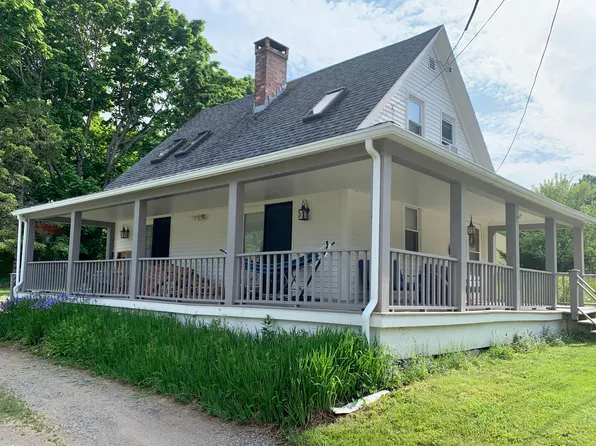 10 Capen Avenue, Eastport, ME 04631