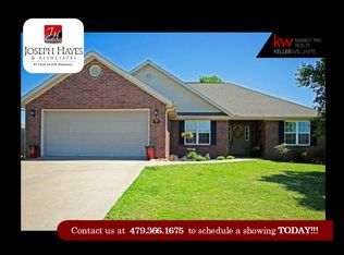 800 Todd Cir, Pea Ridge, AR 72751
