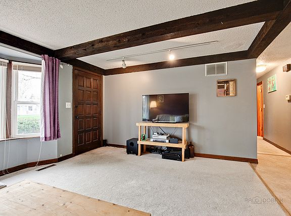 4th image of 29635 N Oxford Dr
