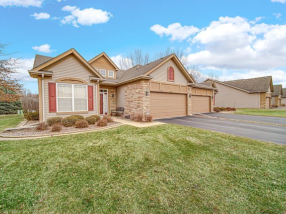 4th image of 1390 Mackinaw Pl