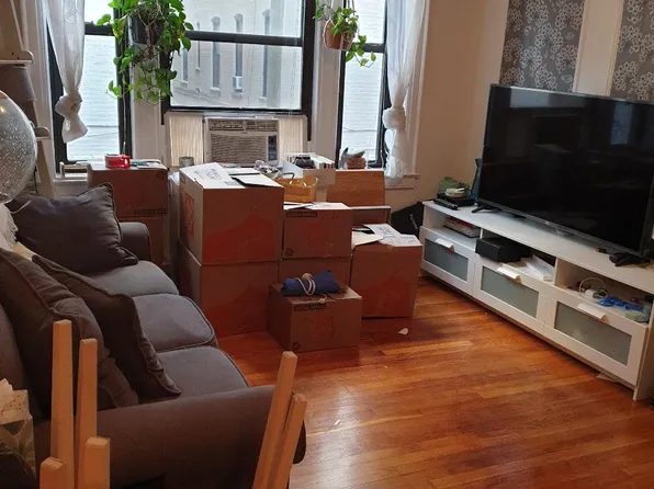 31-15 33rd Street image 1 of 6